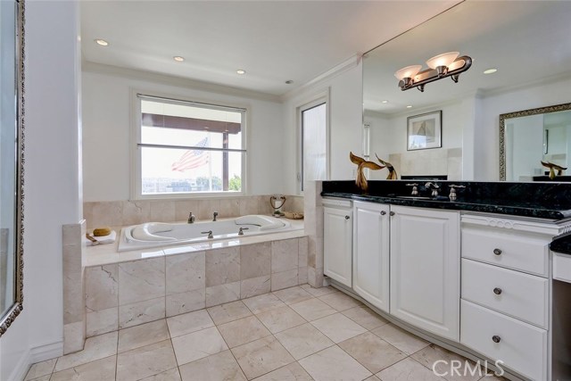 449 26th Street, Manhattan Beach, California 90266, 5 Bedrooms Bedrooms, ,4 BathroomsBathrooms,Residential,Sold,26th,SB20164574