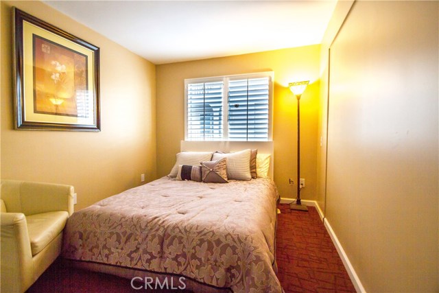 555 Esplanade, Redondo Beach, California 90277, 2 Bedrooms Bedrooms, ,2 BathroomsBathrooms,Residential,Sold,Esplanade,SB17042204