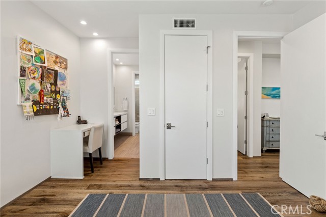 2013 Voorhees Avenue, Redondo Beach, California 90278, 4 Bedrooms Bedrooms, ,3 BathroomsBathrooms,Residential,Sold,Voorhees,SB21088037