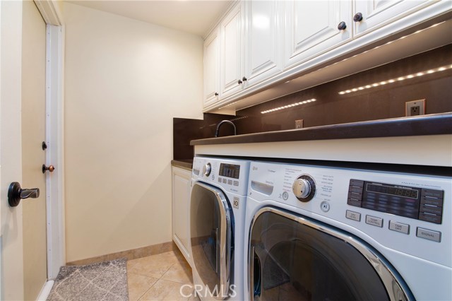 4 Bed Home for Sale in Calabasas, California