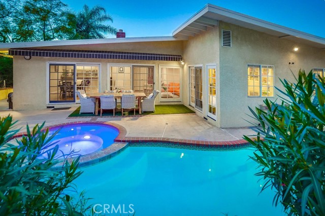 1928 Velez Drive, Rancho Palos Verdes, California 90275, 4 Bedrooms Bedrooms, ,2 BathroomsBathrooms,Residential,Sold,Velez,SB21055701