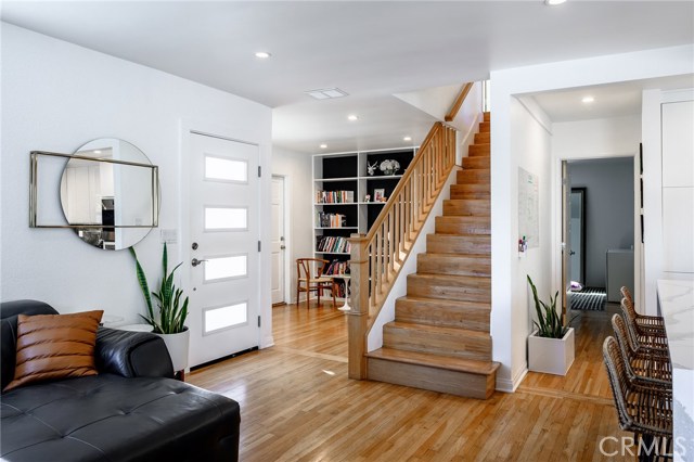 501 Green Lane, Redondo Beach, California 90278, 4 Bedrooms Bedrooms, ,2 BathroomsBathrooms,Residential,Sold,Green Lane,SB20035611