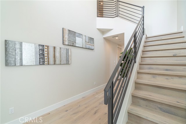 Staircase & Entry Hallway