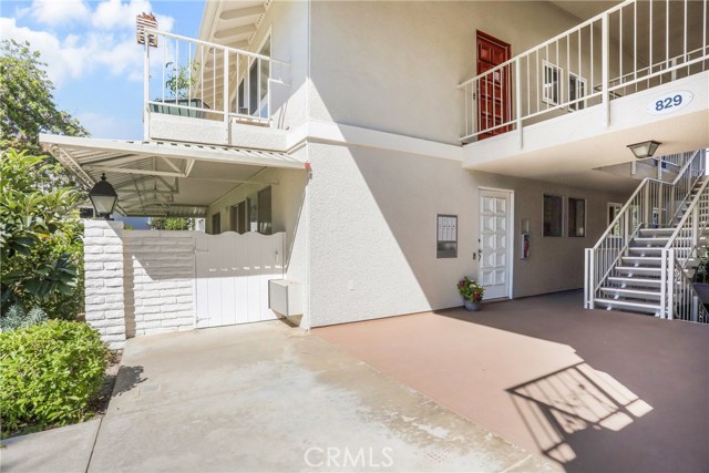 Photo of 829 Via Alhambra #D, Laguna Woods, CA