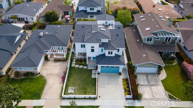 1307 Gertruda Avenue, Redondo Beach, California 90277, 5 Bedrooms Bedrooms, ,1 BathroomBathrooms,Residential,Sold,Gertruda,SB21076858