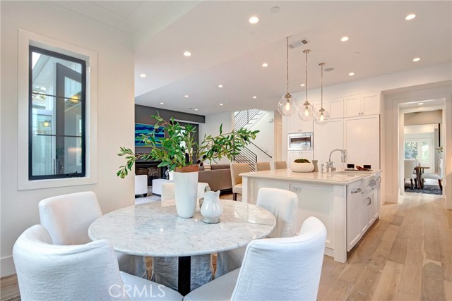 3604 Walnut Avenue, Manhattan Beach, California 90266, 5 Bedrooms Bedrooms, ,2 BathroomsBathrooms,Residential,Sold,Walnut,SB19038586