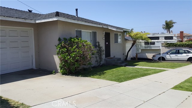 400 Juanita Avenue, Redondo Beach, California 90277, ,Residential Income,Sold,Juanita,SB18101657