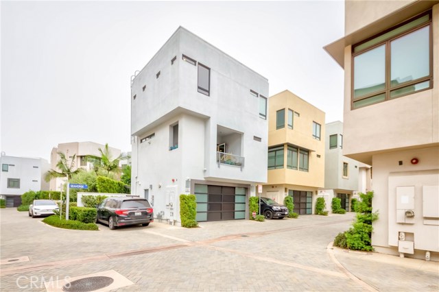 3 Bed Home for Sale in Playa Vista, California