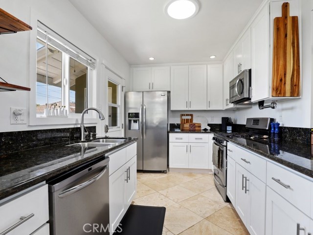 2716 182nd Street, Redondo Beach, California 90278, 3 Bedrooms Bedrooms, ,1 BathroomBathrooms,Residential,Sold,182nd,SB20115655