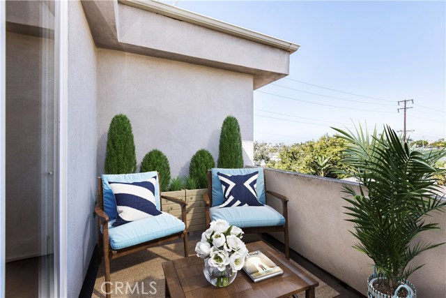 222 Prospect Avenue, Redondo Beach, California 90277, 3 Bedrooms Bedrooms, ,3 BathroomsBathrooms,Residential,Sold,Prospect,SB18229274