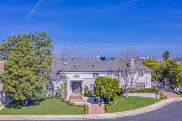 Photo of 4 Cheshire Court, Newport Beach, CA 92660