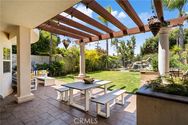 712 Sapphire Street, Redondo Beach, California 90277, 5 Bedrooms Bedrooms, ,3 BathroomsBathrooms,Residential,Sold,Sapphire,SB21110683