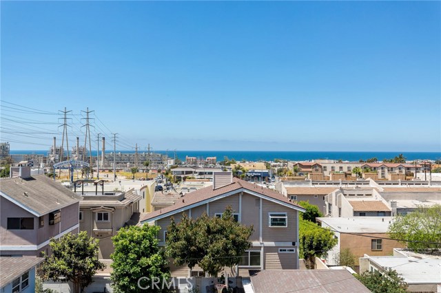 407 Anita Street, Redondo Beach, California 90278, 3 Bedrooms Bedrooms, ,3 BathroomsBathrooms,Residential,Sold,Anita,SB18113069