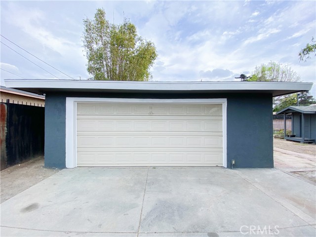 3 Bed Home for Sale in Compton, California