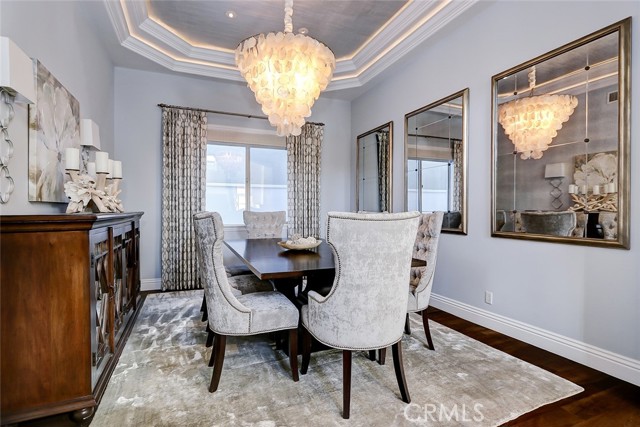 579 29th Street, Manhattan Beach, California 90266, 5 Bedrooms Bedrooms, ,4 BathroomsBathrooms,Residential,Sold,29th,SB21057562