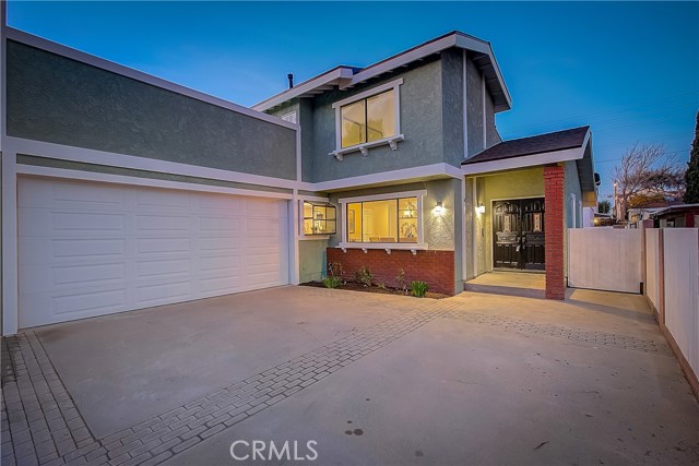 2215 Huntington Lane, Redondo Beach, California 90278, 3 Bedrooms Bedrooms, ,2 BathroomsBathrooms,Residential,Sold,Huntington,PW21010737