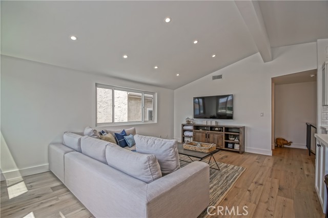 129 38th Street, Manhattan Beach, California 90266, 6 Bedrooms Bedrooms, ,6 BathroomsBathrooms,Residential,Sold,38th,SB21024072