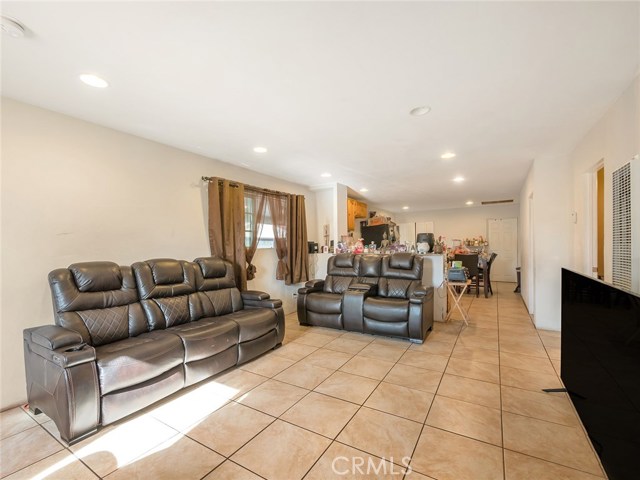 3 Bed Home for Sale in Compton, California