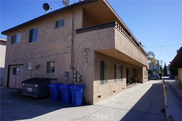 2215 Voorhees Avenue, Redondo Beach, California 90278, ,Residential Income,Sold,Voorhees,SB19183305