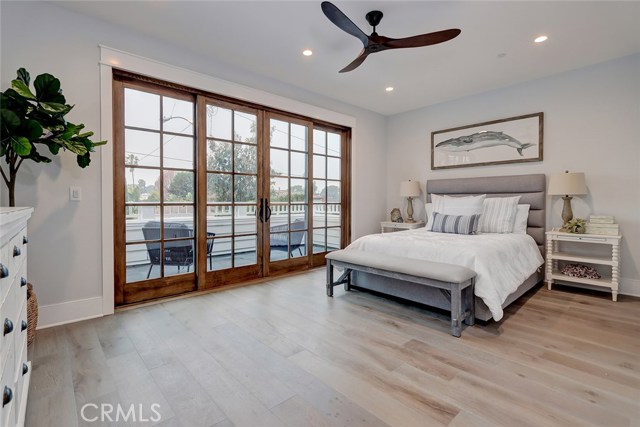 1716 Oak Avenue, Manhattan Beach, California 90266, 5 Bedrooms Bedrooms, ,5 BathroomsBathrooms,Residential,Sold,Oak,SB19008718