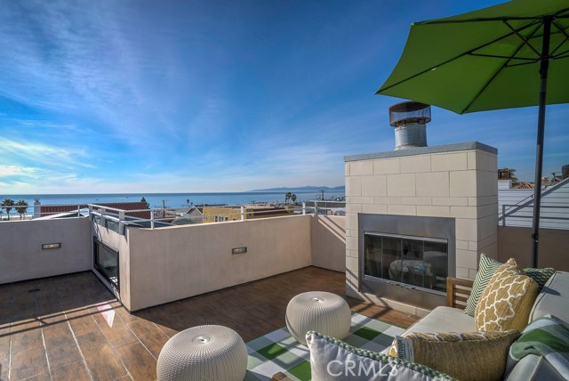 1504 Monterey, Hermosa Beach, California 90254, 3 Bedrooms Bedrooms, ,3 BathroomsBathrooms,Residential,Sold,Monterey,SB18059436