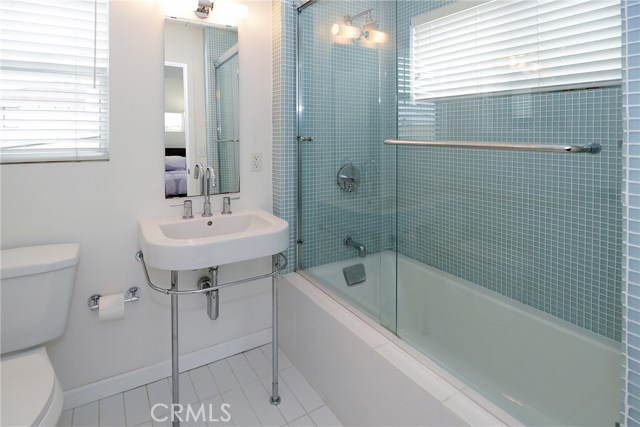 3005 Manhattan Avenue, Hermosa Beach, California 90254, 3 Bedrooms Bedrooms, ,3 BathroomsBathrooms,Residential,Sold,Manhattan,SB18091717