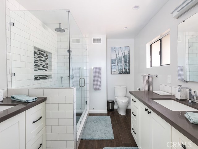 1923 Marshallfield Lane, Redondo Beach, California 90278, 3 Bedrooms Bedrooms, ,2 BathroomsBathrooms,Residential,Sold,Marshallfield,SB20084915
