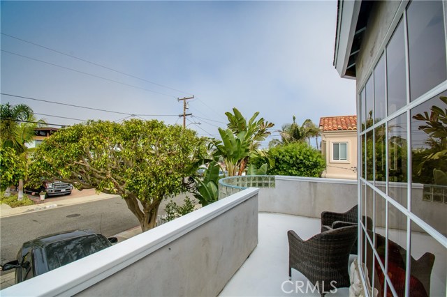 1622 Carver Street, Redondo Beach, California 90278, 3 Bedrooms Bedrooms, ,2 BathroomsBathrooms,Residential,Sold,Carver,SB17258691