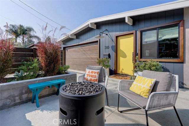 585 29th Street, Manhattan Beach, California 90266, 4 Bedrooms Bedrooms, ,3 BathroomsBathrooms,Residential,Sold,29th,SB21019167