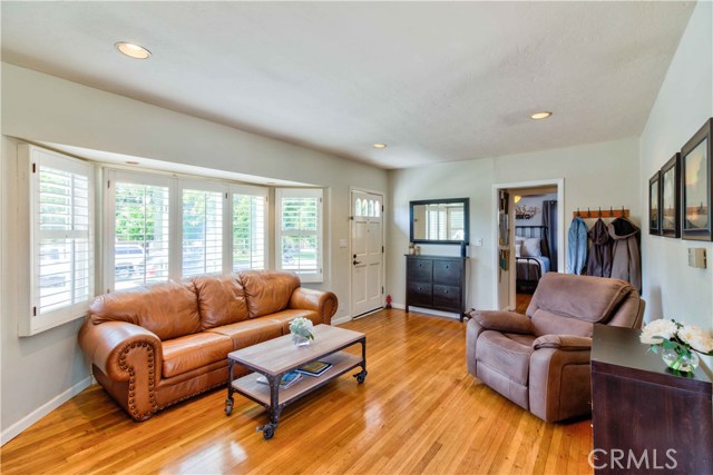 2409 Burritt Avenue, Redondo Beach, California 90278, 3 Bedrooms Bedrooms, ,1 BathroomBathrooms,Residential,Sold,Burritt,SB19085183