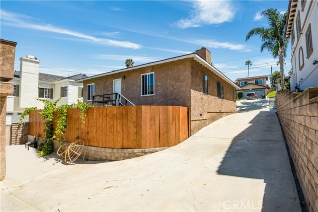 1911 Spreckels Lane, Redondo Beach, California 90278, ,Residential Income,Sold,Spreckels,PV21161416