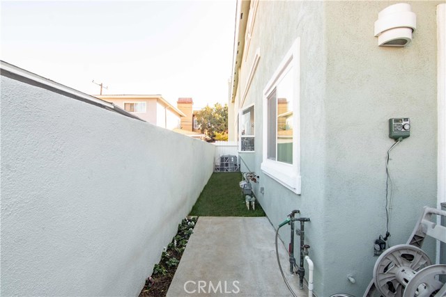 2206 Manhattan Beach Boulevard, Redondo Beach, California 90278, 3 Bedrooms Bedrooms, ,2 BathroomsBathrooms,Residential,Sold,Manhattan Beach,SB20239110