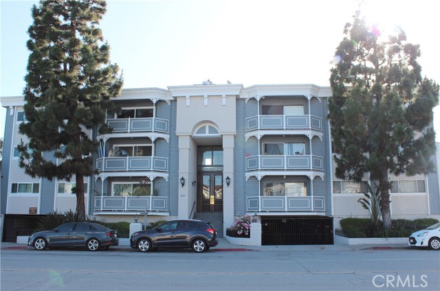 2411 Prospect Avenue, Hermosa Beach, California 90254, 1 Bedroom Bedrooms, ,1 BathroomBathrooms,Residential,Sold,Prospect,OC19126826