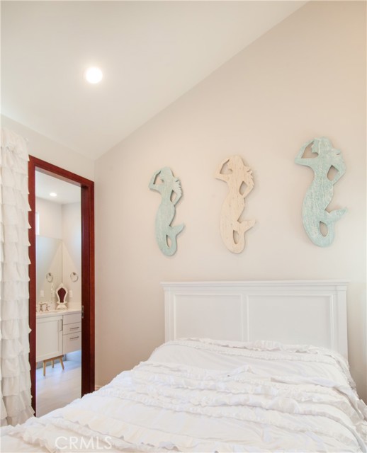 2110 Ernest Avenue, Redondo Beach, California 90278, 4 Bedrooms Bedrooms, ,3 BathroomsBathrooms,Residential,Sold,Ernest,SB21132960