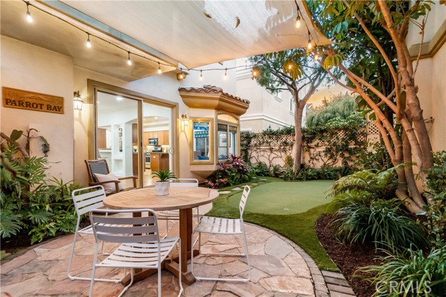 2205 Bataan Road, Redondo Beach, California 90278, 4 Bedrooms Bedrooms, ,2 BathroomsBathrooms,Residential,Sold,Bataan,SB21028116