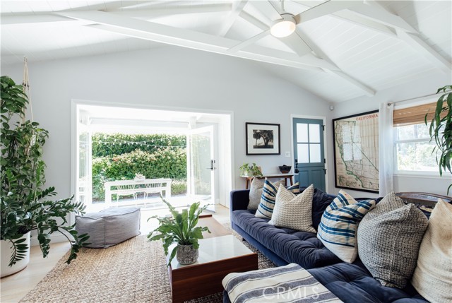 2801 Valley Drive, Manhattan Beach, California 90266, 2 Bedrooms Bedrooms, ,1 BathroomBathrooms,Residential,Sold,Valley,SB21130648