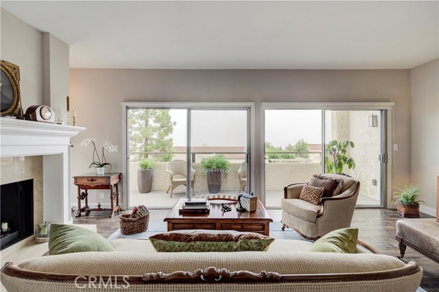 79 Aspen Way, Rolling Hills Estates, California 90274, 2 Bedrooms Bedrooms, ,2 BathroomsBathrooms,Residential,Sold,Aspen,SB18216474