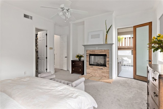 952 15th Street, Hermosa Beach, California 90254, 4 Bedrooms Bedrooms, ,3 BathroomsBathrooms,Residential,Sold,15th,SB20106766