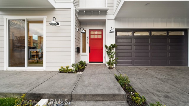 2010 Aviation Way, Redondo Beach, California 90278, 5 Bedrooms Bedrooms, ,5 BathroomsBathrooms,Residential,Sold,Aviation,PV21055057