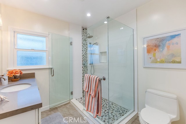 412 Marine Avenue, Manhattan Beach, California 90266, 3 Bedrooms Bedrooms, ,Residential,Sold,Marine,SB21057132