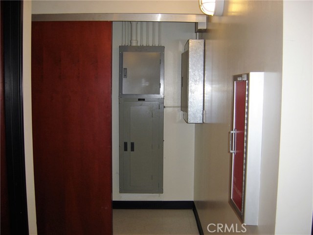 8th, 92411, ,Commercial,For Sale,8th,EV20129321