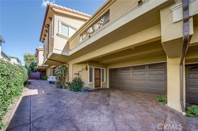 2005 Carnegie Lane, Redondo Beach, California 90278, 4 Bedrooms Bedrooms, ,3 BathroomsBathrooms,Residential,Sold,Carnegie,SB21027206