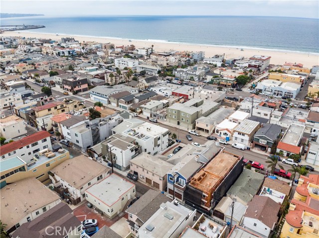 908 Manhattan Avenue, Hermosa Beach, California 90254, ,Residential Income,Sold,Manhattan,PV18219154