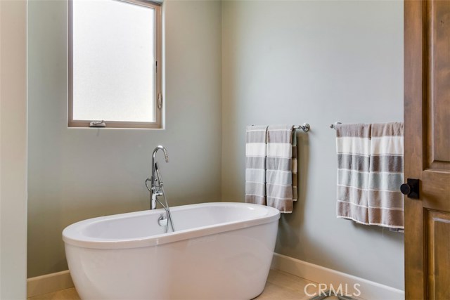 2006 Bataan Road, Redondo Beach, California 90278, 4 Bedrooms Bedrooms, ,2 BathroomsBathrooms,Residential,Sold,Bataan,PV18076568