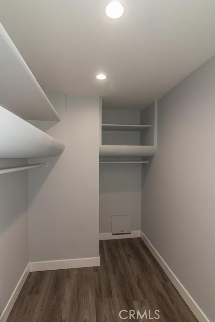 1 Bed Home for Sale in Valley Village, California