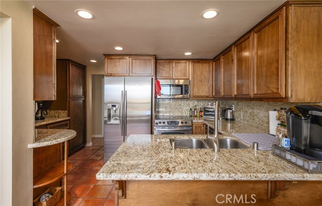 15 Oaktree Lane, Rolling Hills Estates, California 90274, 3 Bedrooms Bedrooms, ,1 BathroomBathrooms,Residential,Sold,Oaktree,PV19262443