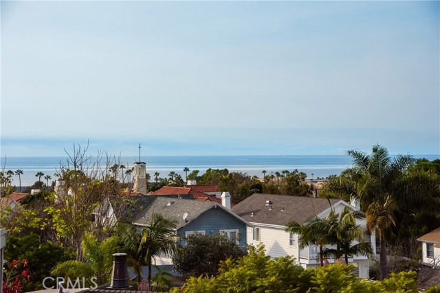 636 Vincent Park, Redondo Beach, California 90277, 3 Bedrooms Bedrooms, ,2 BathroomsBathrooms,Residential,Sold,Vincent Park,SB19274738