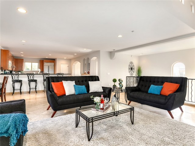 512 Juanita Avenue, Redondo Beach, California 90277, 3 Bedrooms Bedrooms, ,3 BathroomsBathrooms,Residential,Sold,Juanita,SB17222530