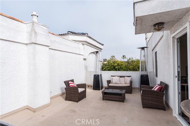 425 Catalina Avenue, Redondo Beach, California 90277, 3 Bedrooms Bedrooms, ,3 BathroomsBathrooms,Residential,Sold,Catalina,SB17082345