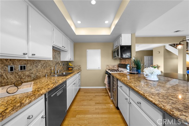 2510 Voorhees Avenue, Redondo Beach, California 90278, 2 Bedrooms Bedrooms, ,1 BathroomBathrooms,Residential,Sold,Voorhees,SB21140312